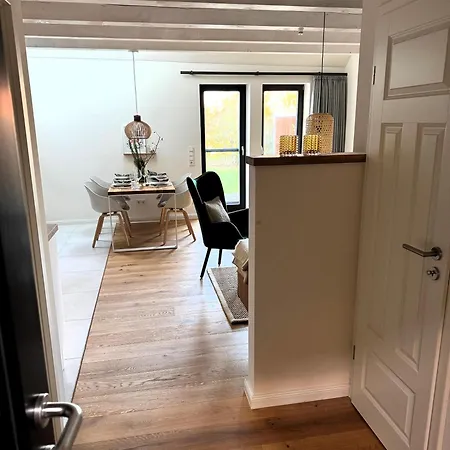 Senden 4 Fenja Apartmán *